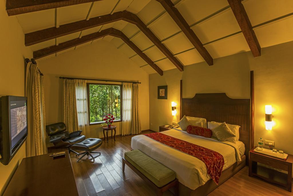 The Windflower Resort & Spa, Coorg Suntikoppa Luaran gambar