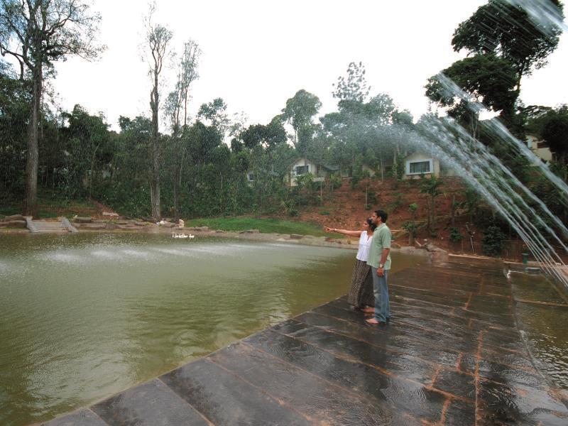 The Windflower Resort & Spa, Coorg Suntikoppa Luaran gambar